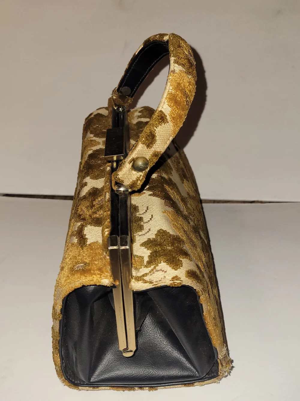 Vintage Meyer's Floral Carpet Velvet Top-Handle Bag